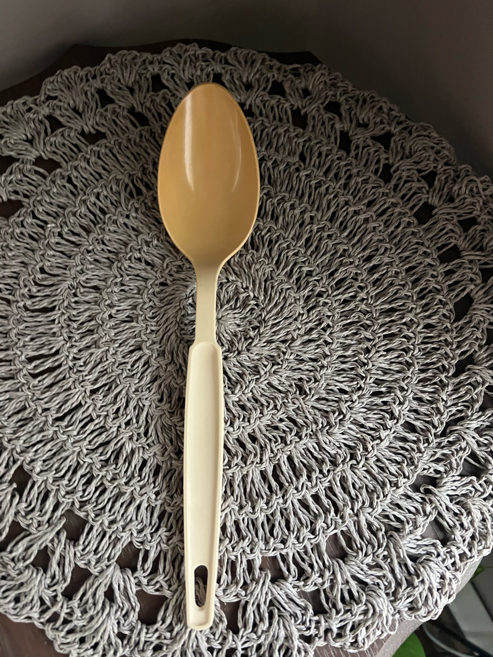 Vintage ECKO Almond Beige Serving Spoon - Kitchen Utensil